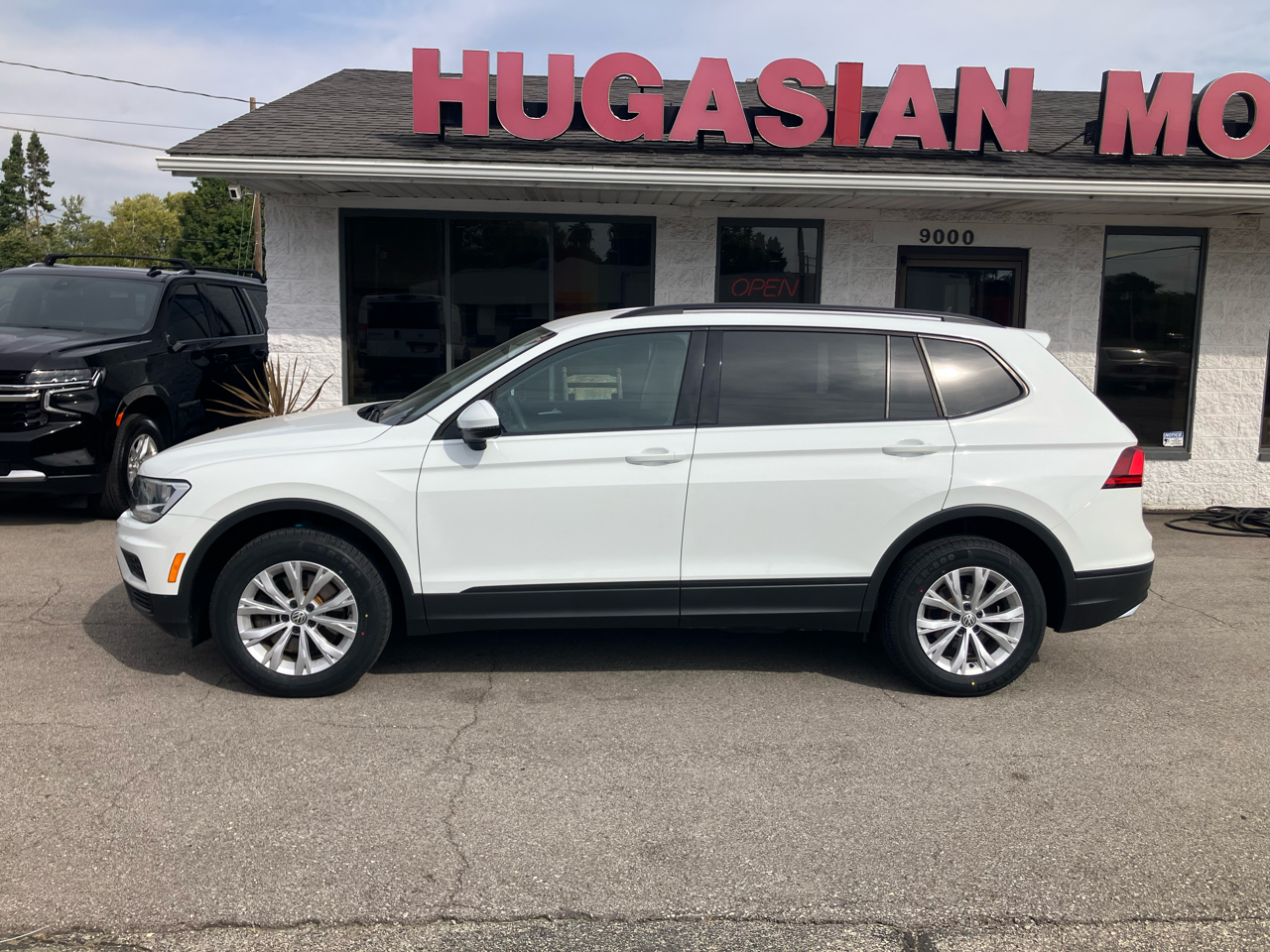 2020 Volkswagen Tiguan S photo 8
