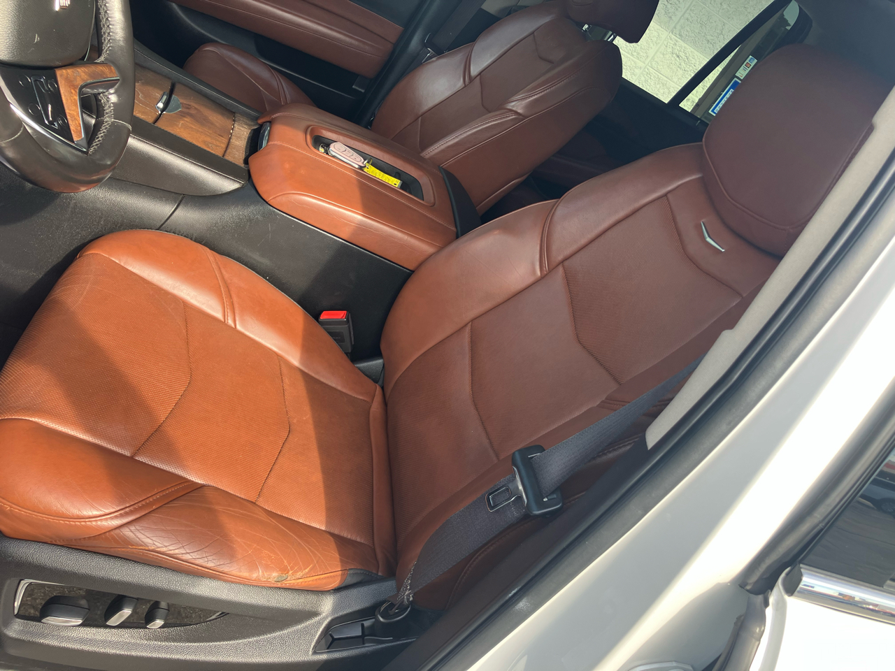 2016 Cadillac Escalade Premium photo 8