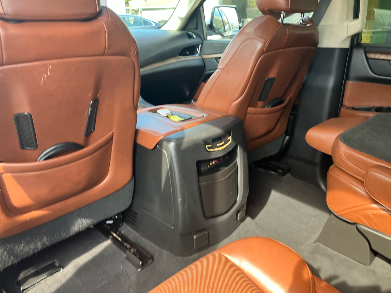 2016 Cadillac Escalade Premium photo 20