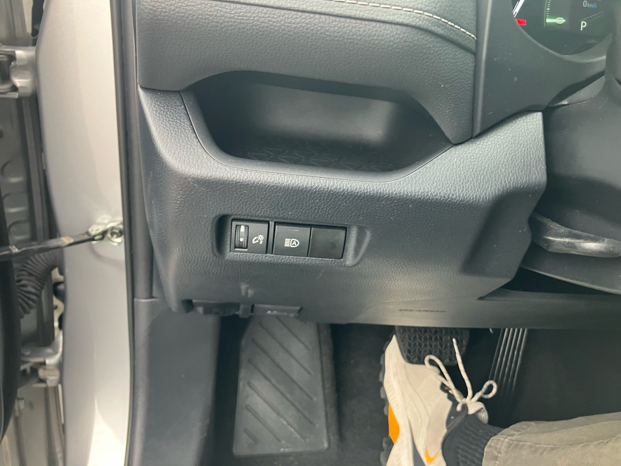 Toyota RAV4 LE 2024 Toyota RAV4 LE 2024