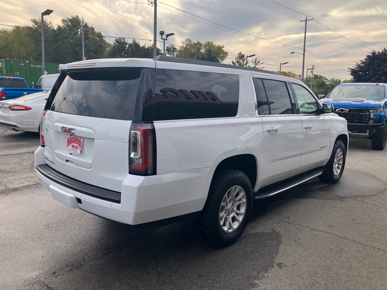 GMC Yukon XL SLT 4WD 2019 GMC Yukon XL SLT 4WD 2019