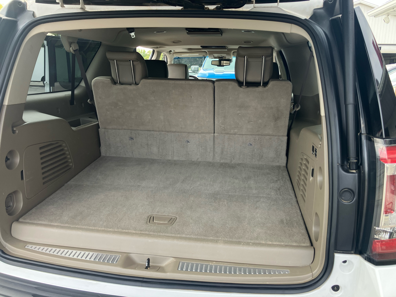 GMC Yukon XL SLT 4WD 2019 GMC Yukon XL SLT 4WD 2019