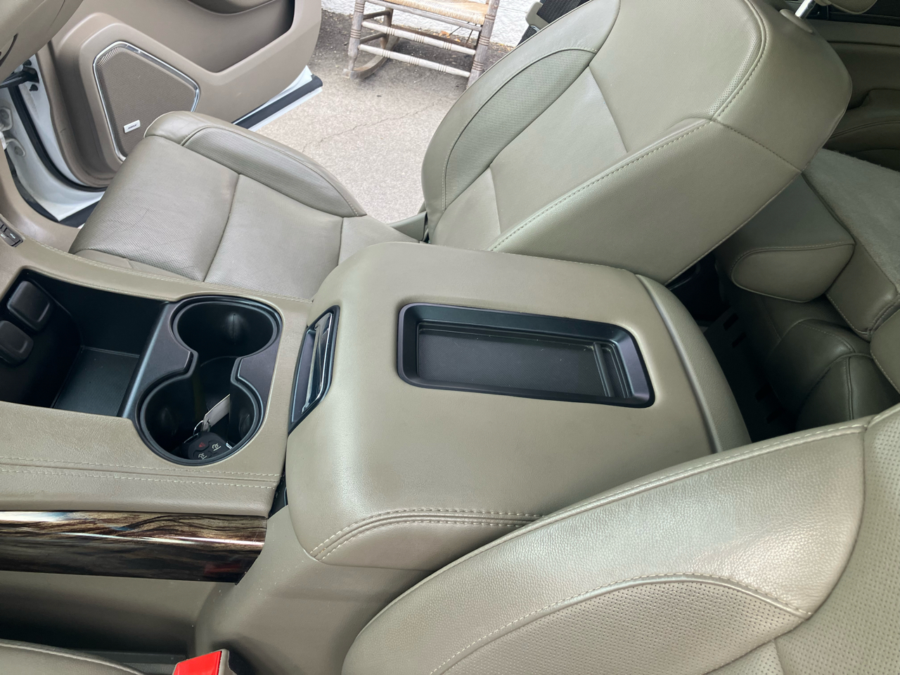 GMC Yukon XL SLT 4WD 2019 GMC Yukon XL SLT 4WD 2019