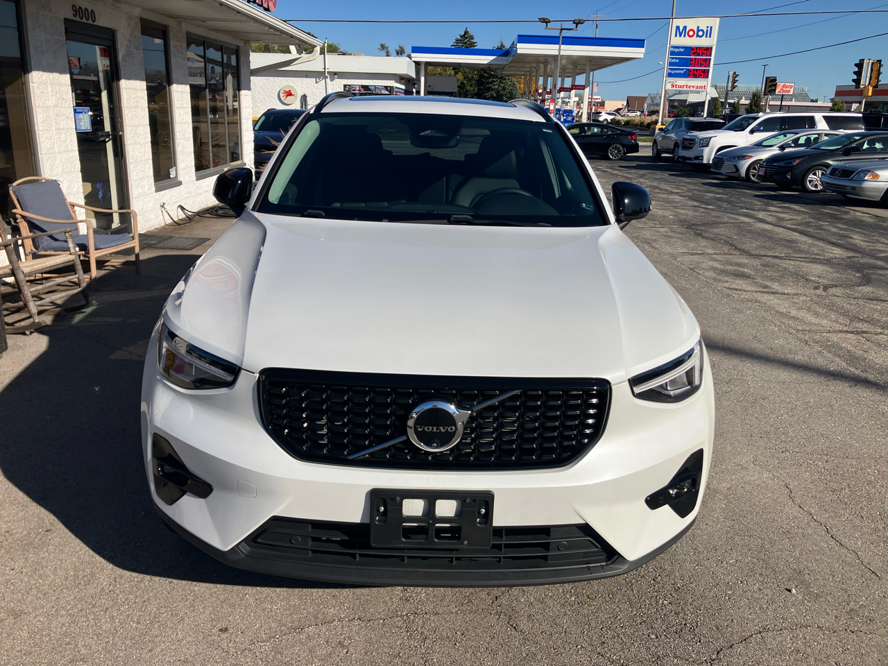 Volvo XC40 B5 Plus Dark AWD 2024 Volvo XC40 B5 Plus Dark AWD 2024
