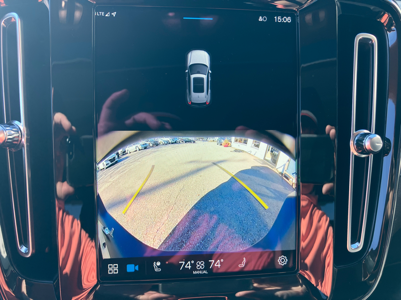 Volvo XC40 B5 Plus Dark AWD 2024 Volvo XC40 B5 Plus Dark AWD 2024