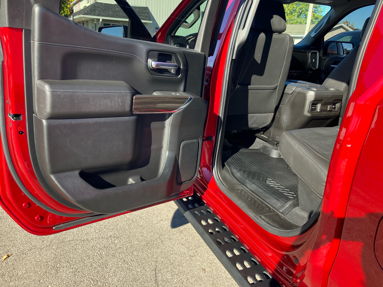 Chevrolet Silverado 1500 LT Trail Boss Crew Cab Long Box 4WD 2021 Chevrolet Silverado 1500 LT Trail Boss Crew Cab Long Box 4WD 2021