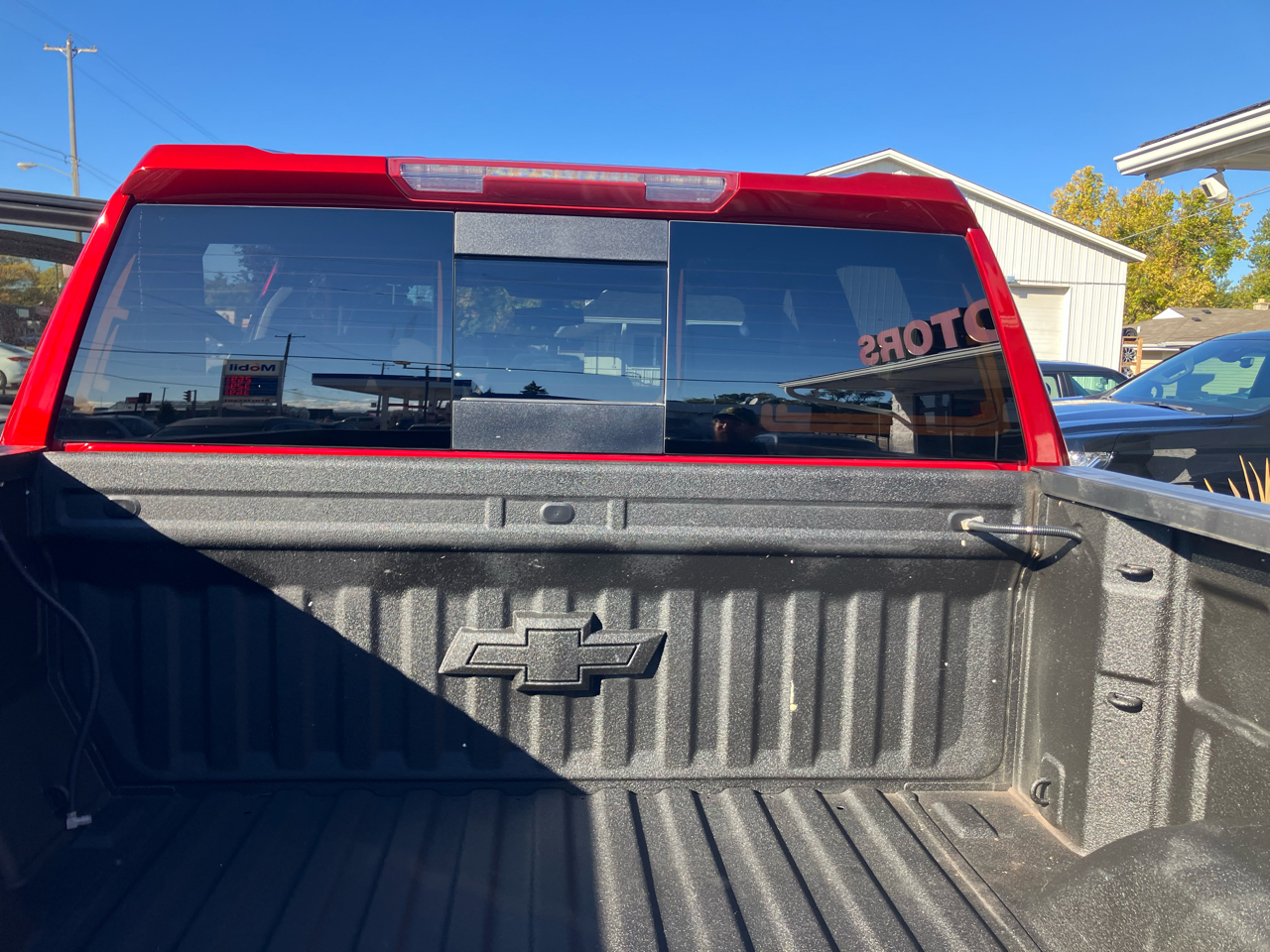 Chevrolet Silverado 1500 LT Trail Boss Crew Cab Long Box 4WD 2021 Chevrolet Silverado 1500 LT Trail Boss Crew Cab Long Box 4WD 2021