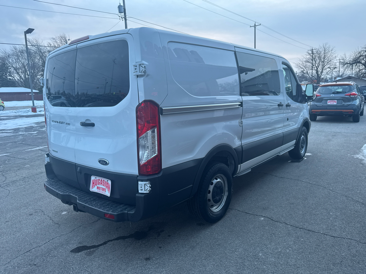 Ford Transit T-250 130" Low Rf 9000 GVWR Sliding RH Dr 2018