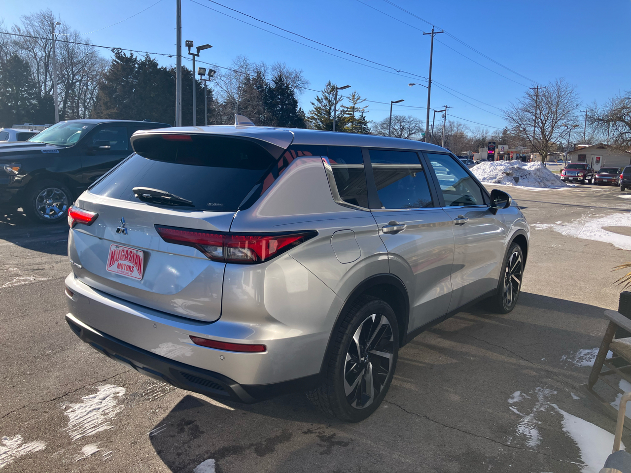 Mitsubishi Outlander ES S-AWC 2022