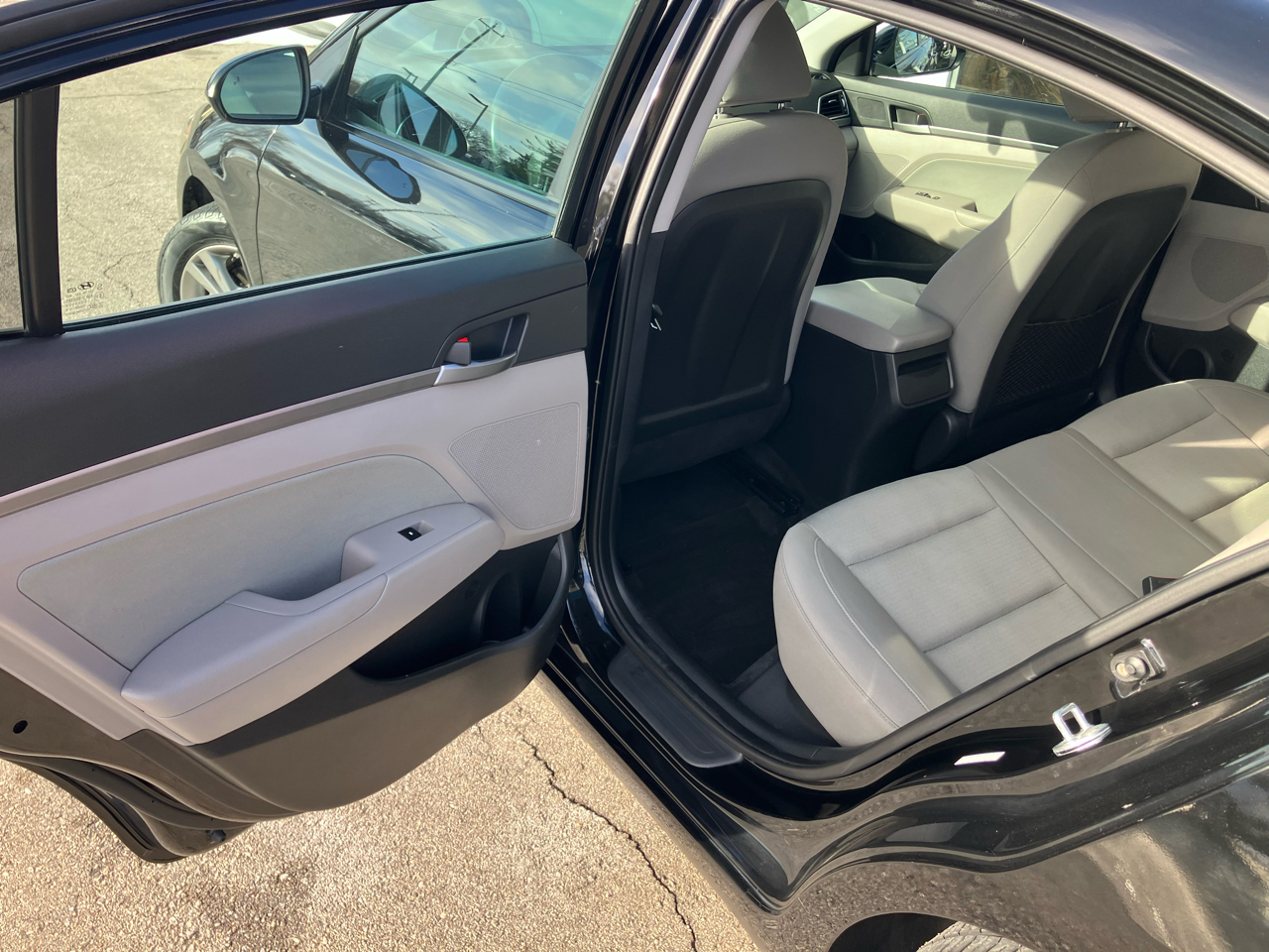 Hyundai Elantra Value Edition 2.0L Auto (Ulsan) 2018