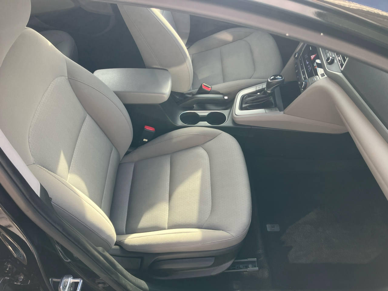 Hyundai Elantra Value Edition 2.0L Auto (Ulsan) 2018