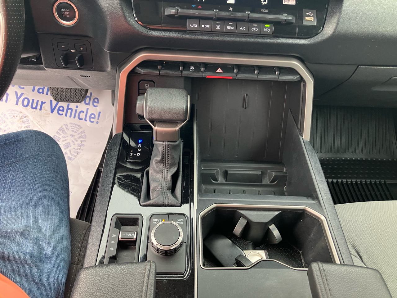 Toyota Tundra 4WD SR5 CrewMax 5.5' Bed (Natl) 2023