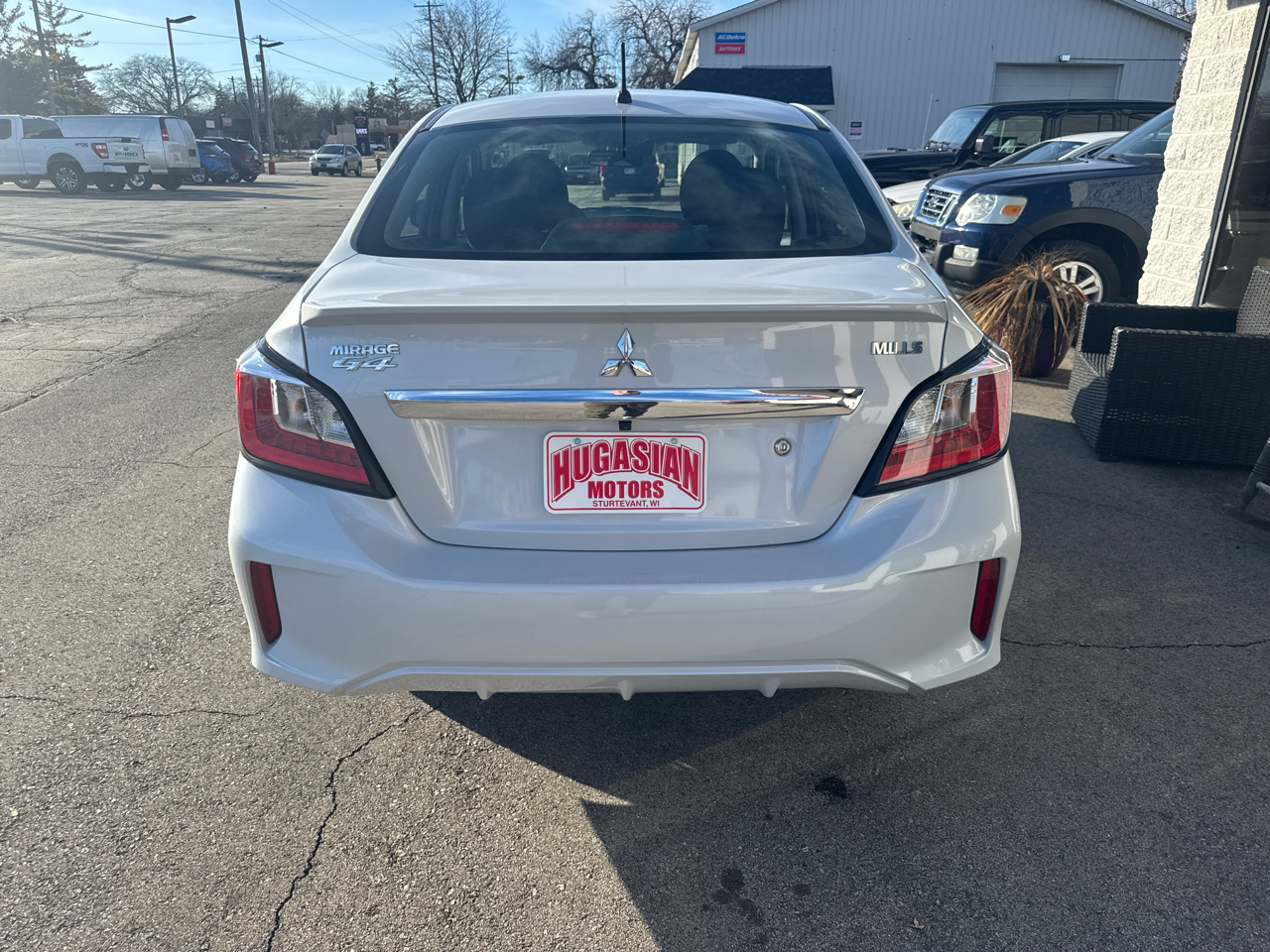 Mitsubishi Mirage G4 ES CVT 2024