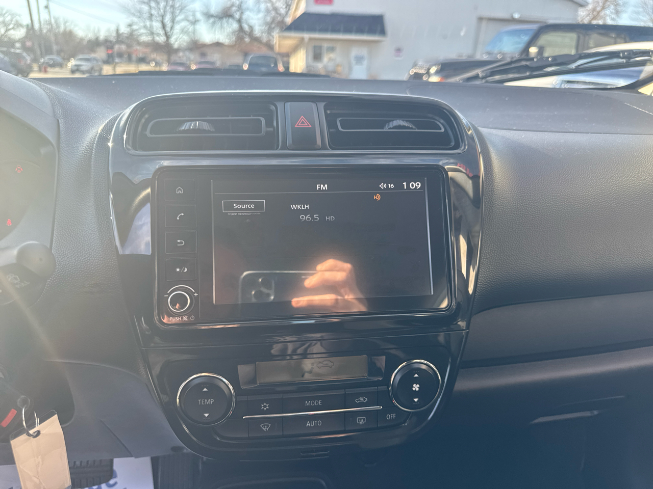 Mitsubishi Mirage G4 ES CVT 2024