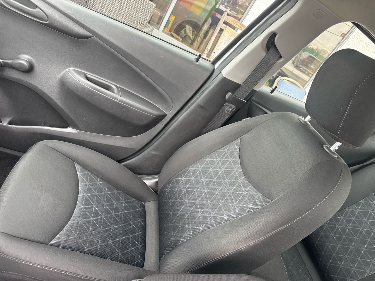 Chevrolet Spark 4dr HB CVT LS 2020