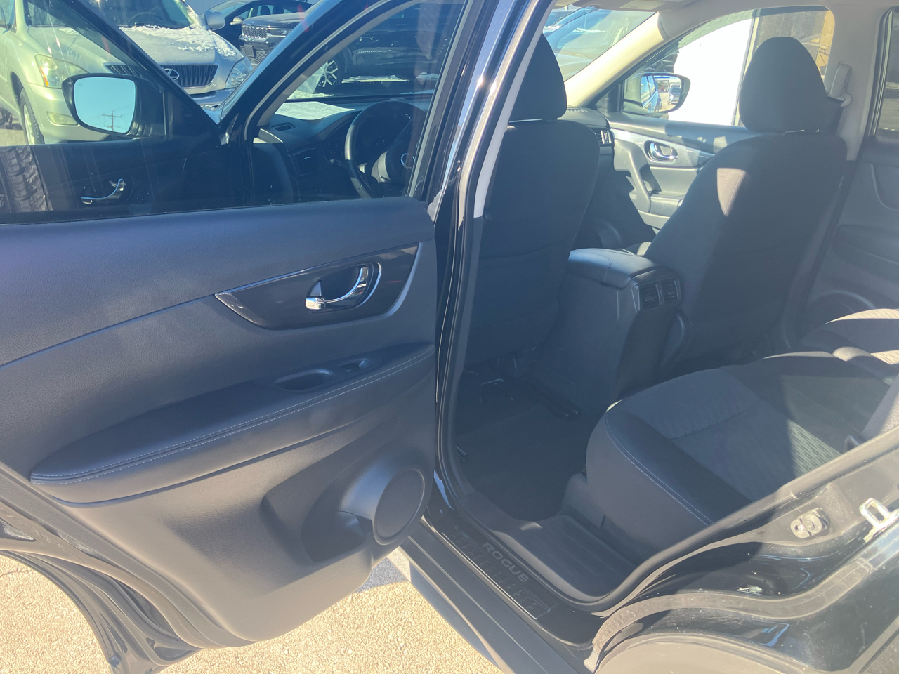 Nissan Rogue FWD SV 2020