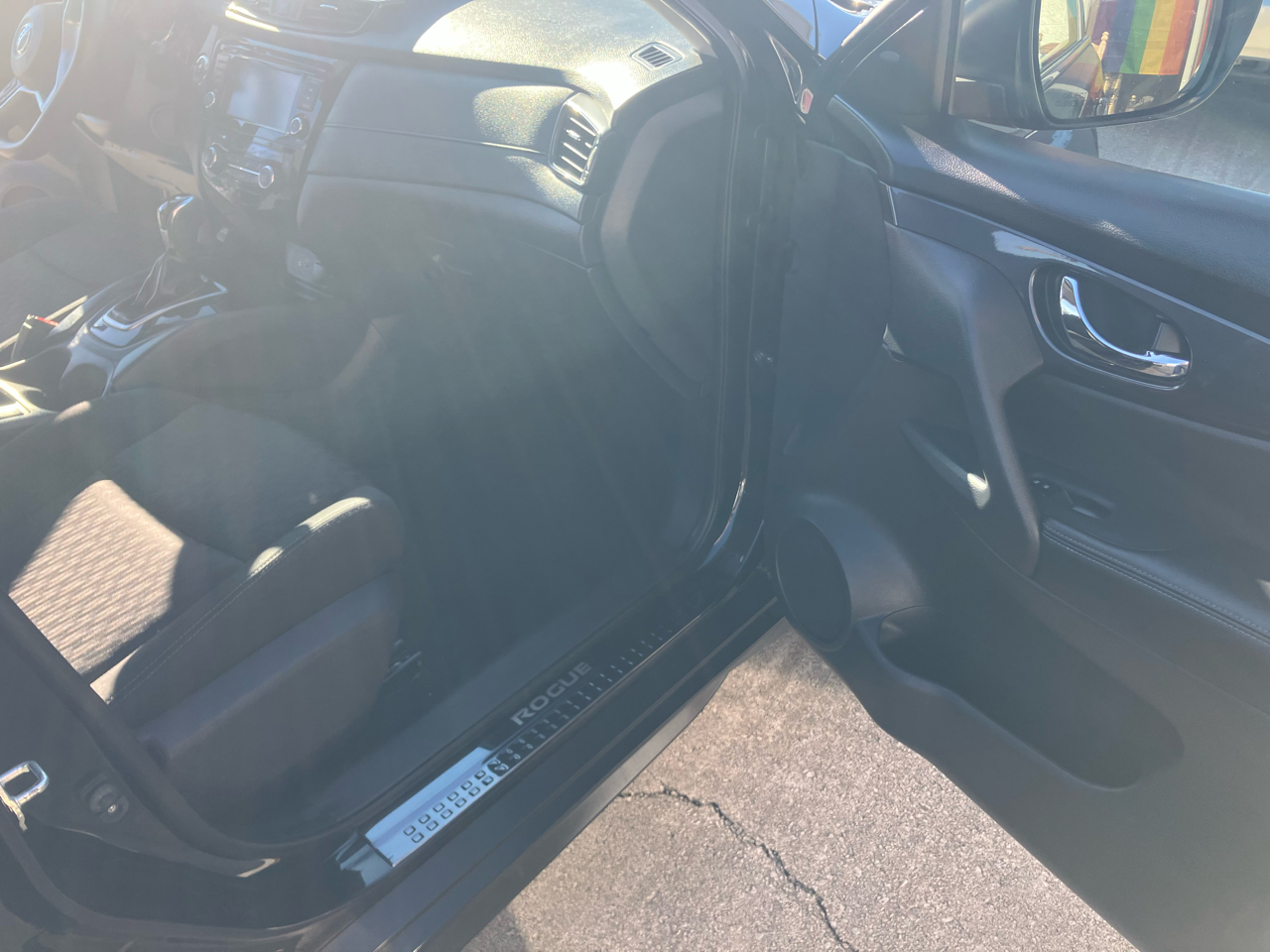 Nissan Rogue FWD SV 2020