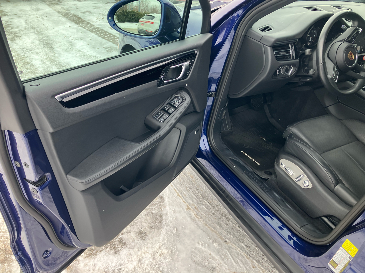 Porsche Macan Base 2024