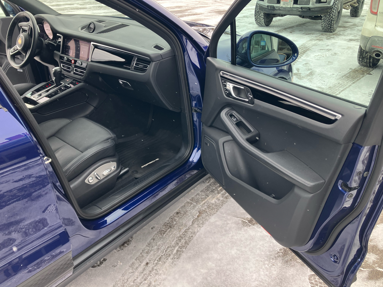 Porsche Macan Base 2024