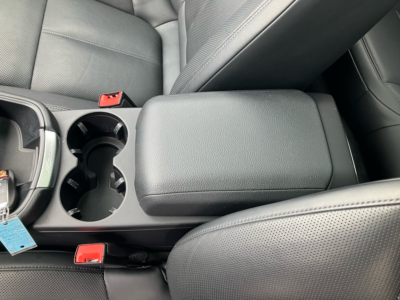 Porsche Macan Base 2024