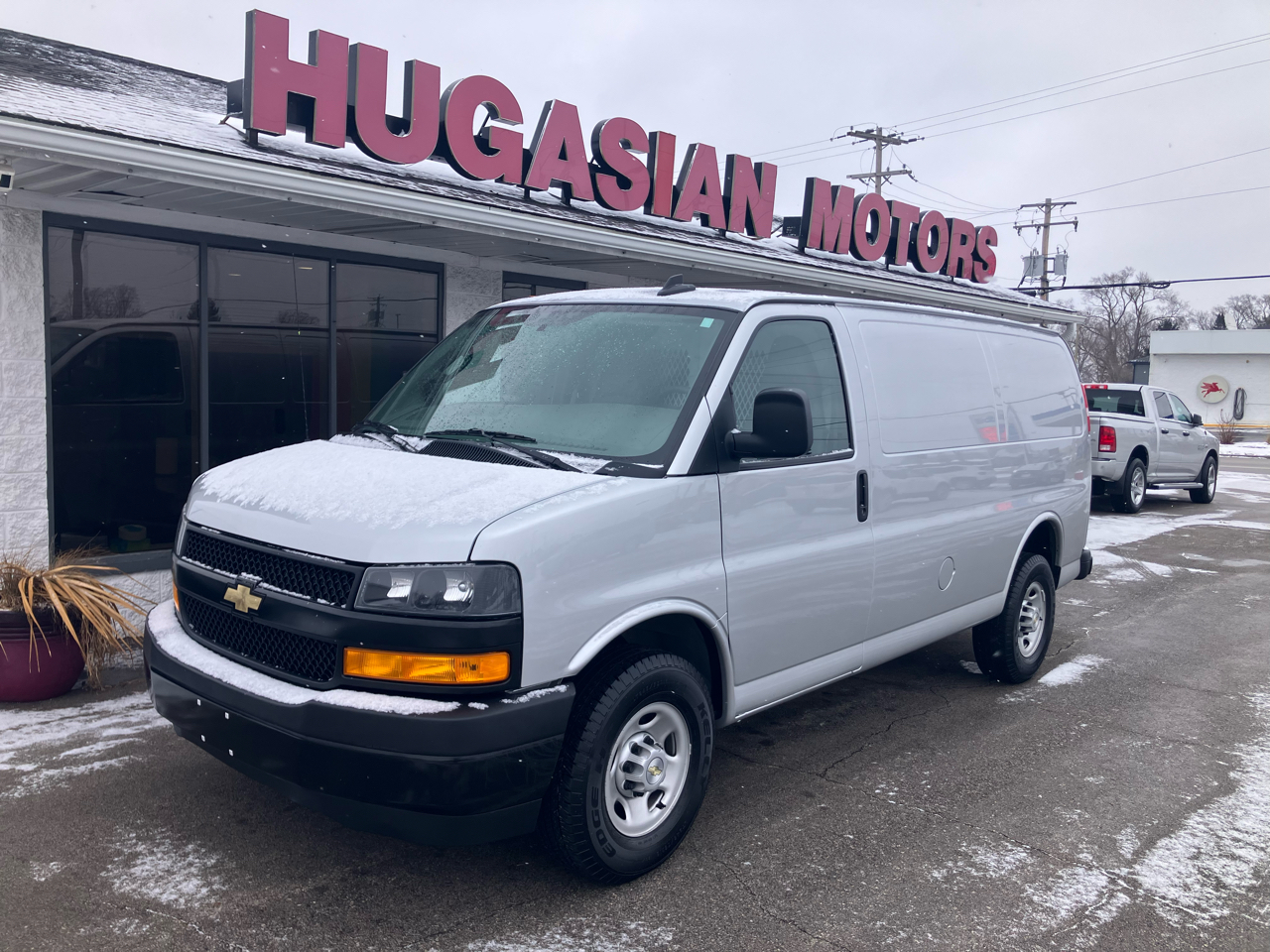 2024 Chevrolet Express 2500 Cargo
