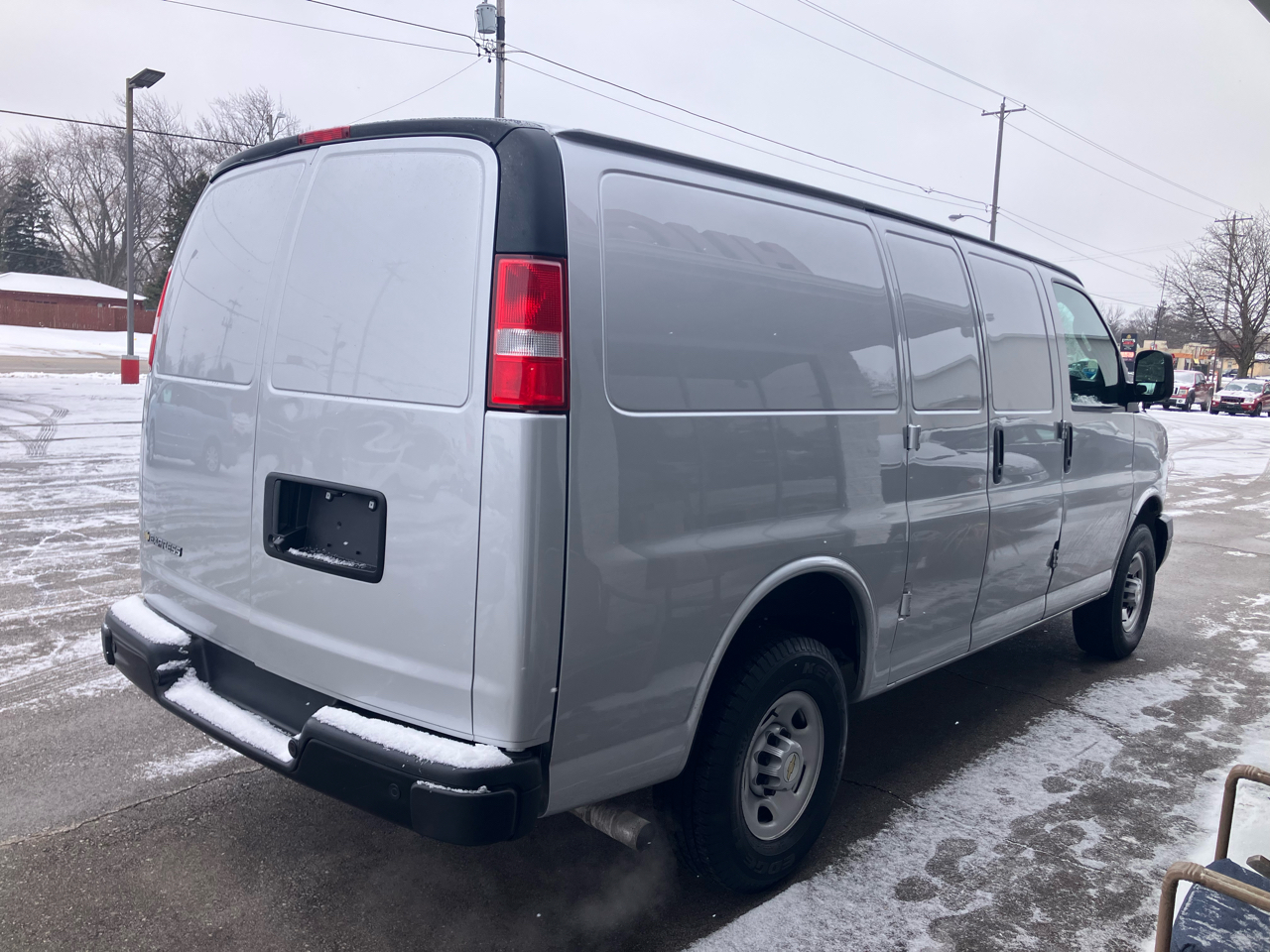 Chevrolet Express 2500 Cargo 2024
