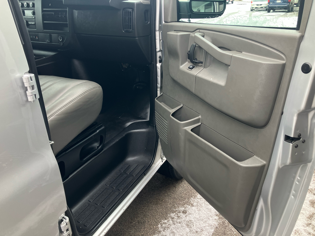 Chevrolet Express 2500 Cargo 2024