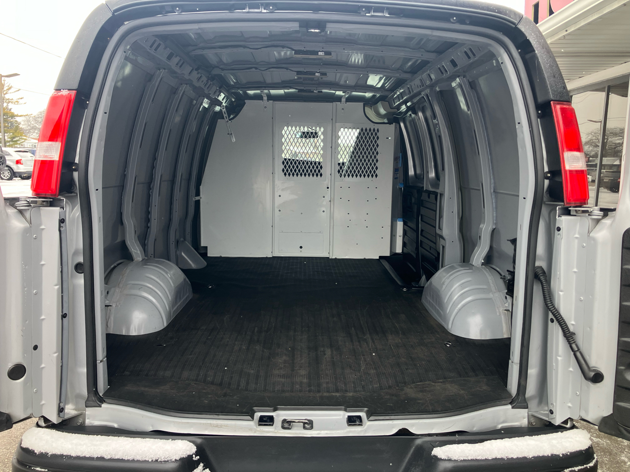 Chevrolet Express 2500 Cargo 2024