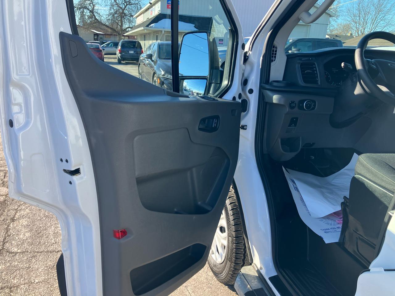 Ford Transit 250 Van 2024