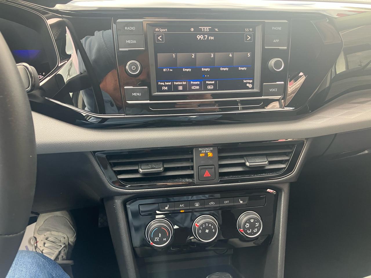 Volkswagen Taos S 2023