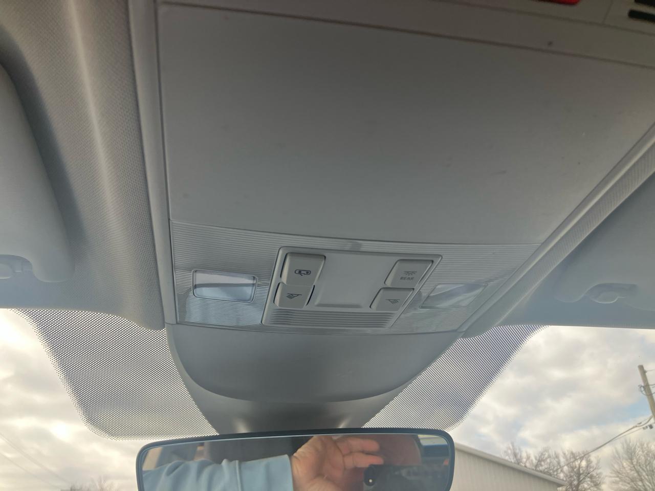 Volkswagen Taos S 2023