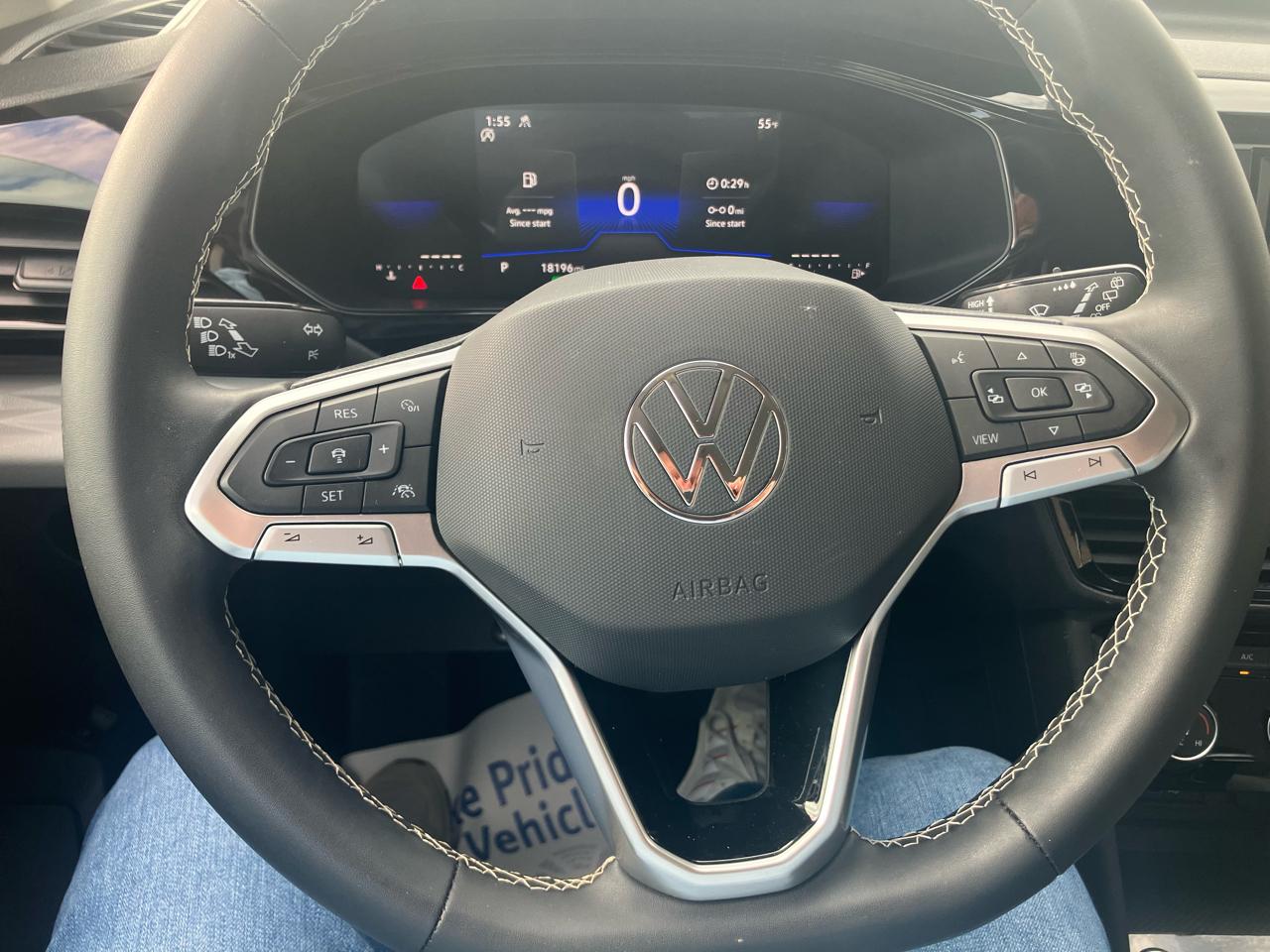 Volkswagen Taos S 2023