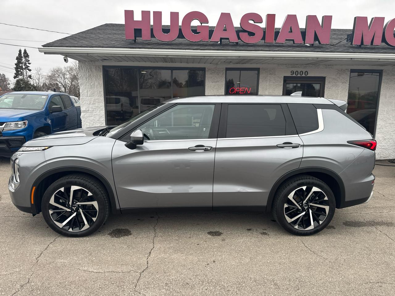 Mitsubishi Outlander SE 4WD 2024