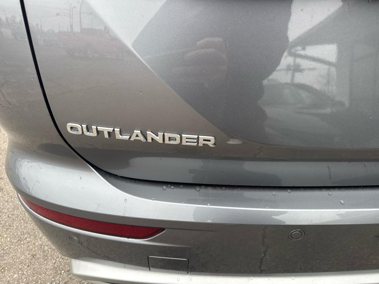 Mitsubishi Outlander SE 4WD 2024