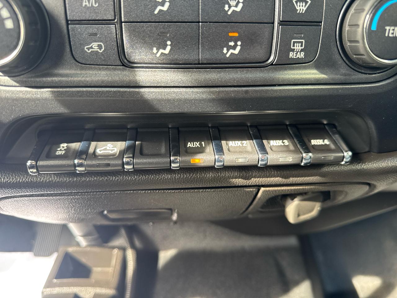 Chevrolet Silverado 2500HD Work Truck Double Cab 4WD 2019