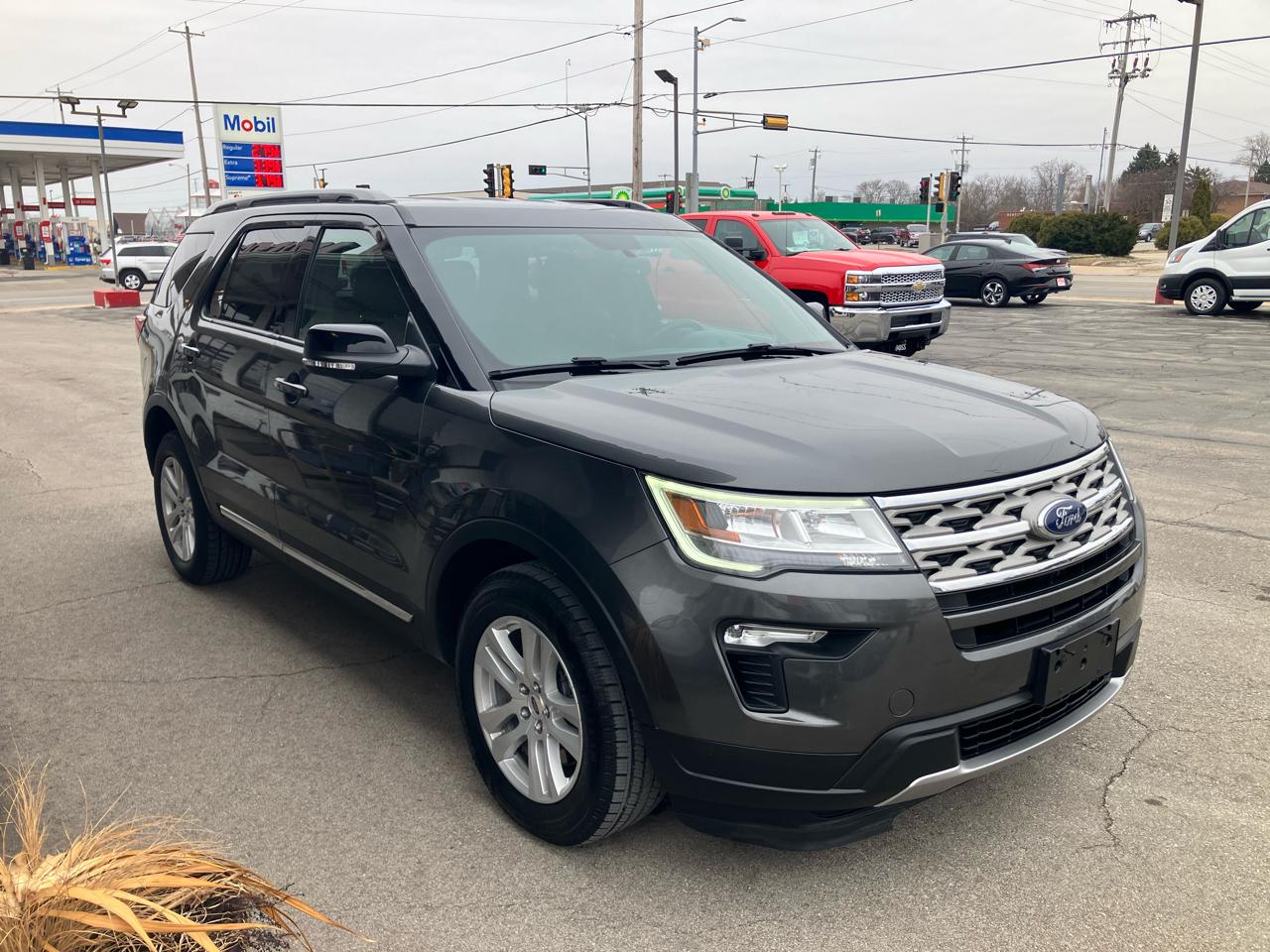 Ford Explorer XLT 4WD 2018