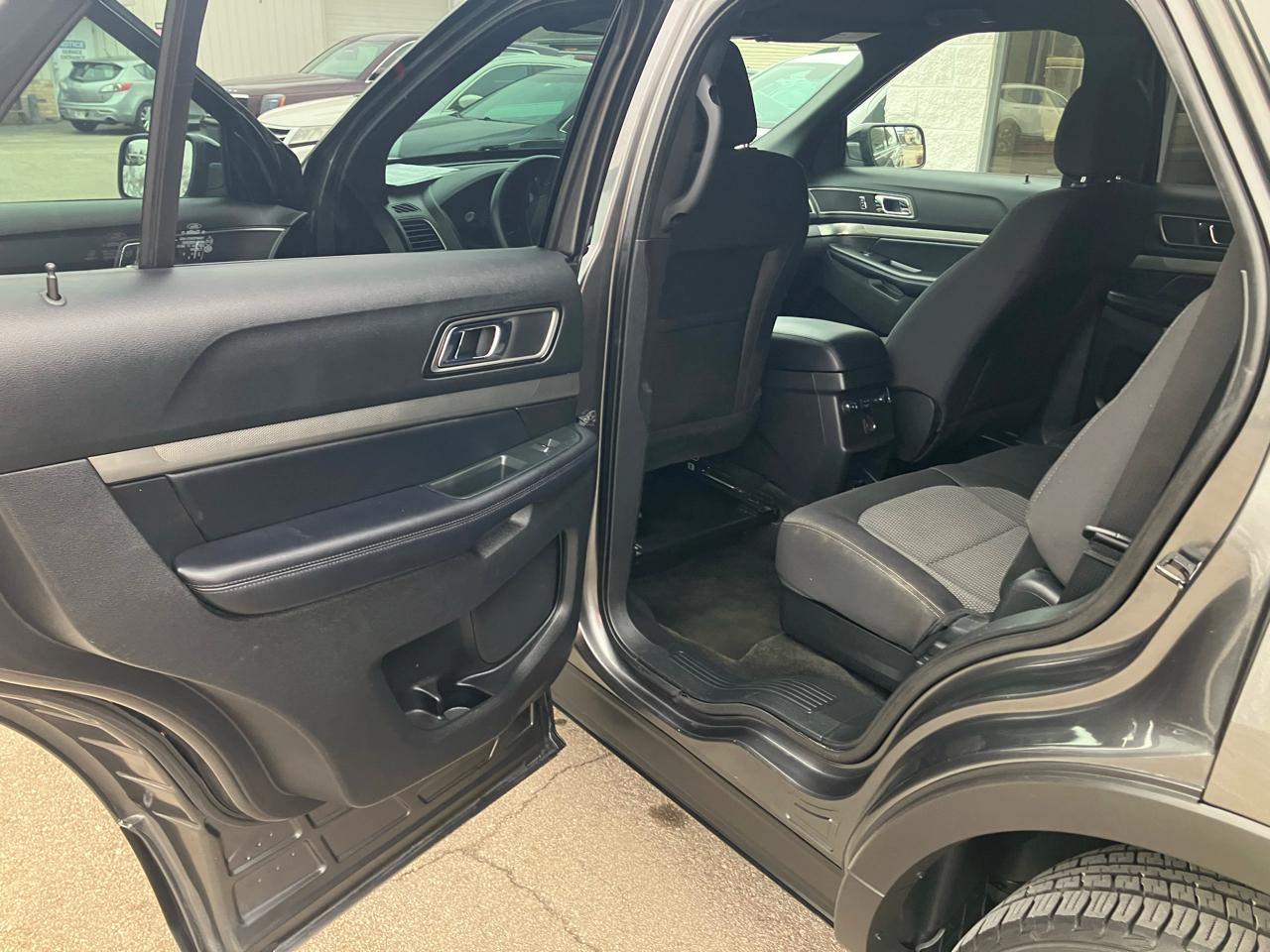 Ford Explorer XLT 4WD 2018