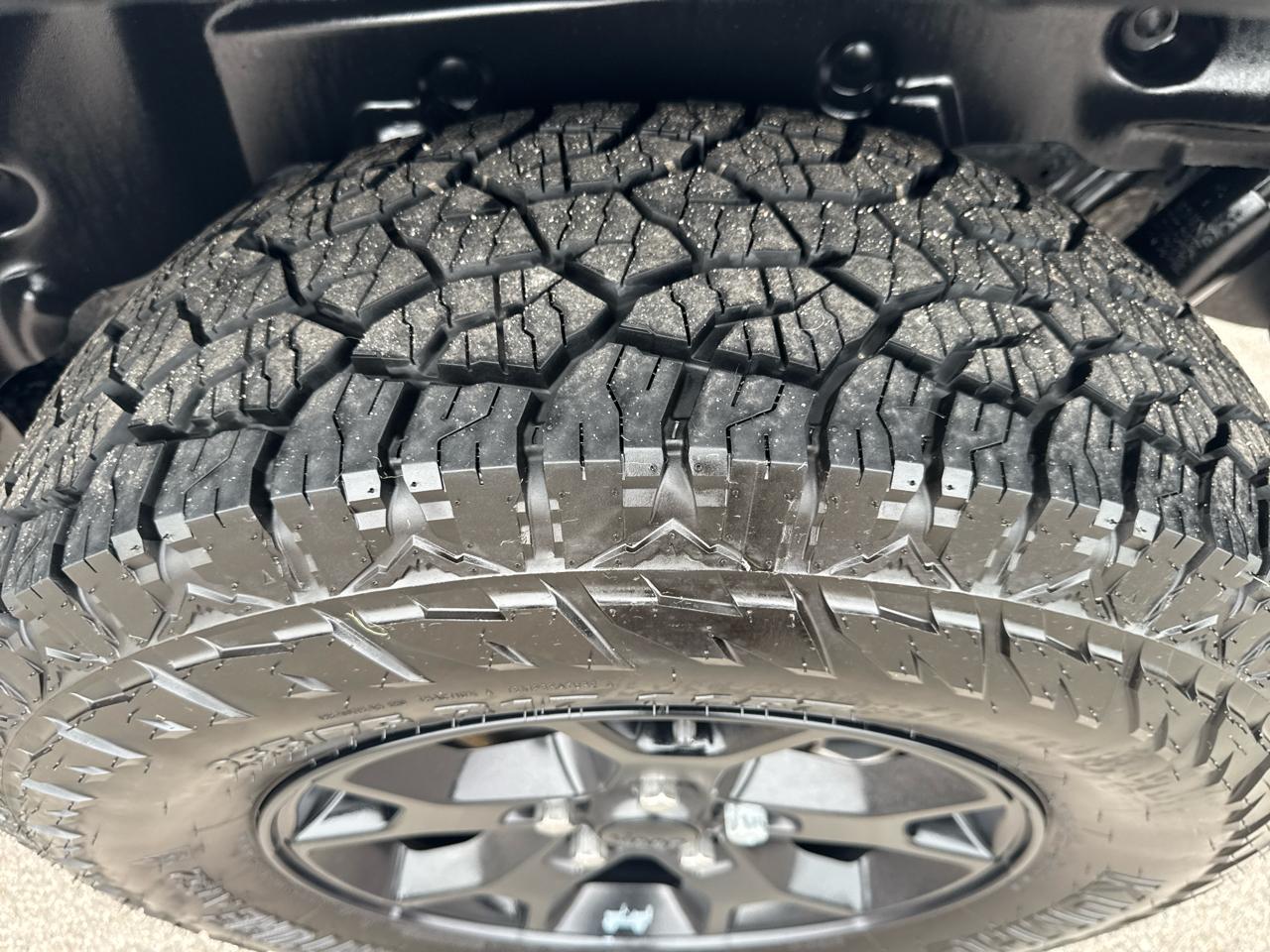 Jeep Wrangler Willys 2021