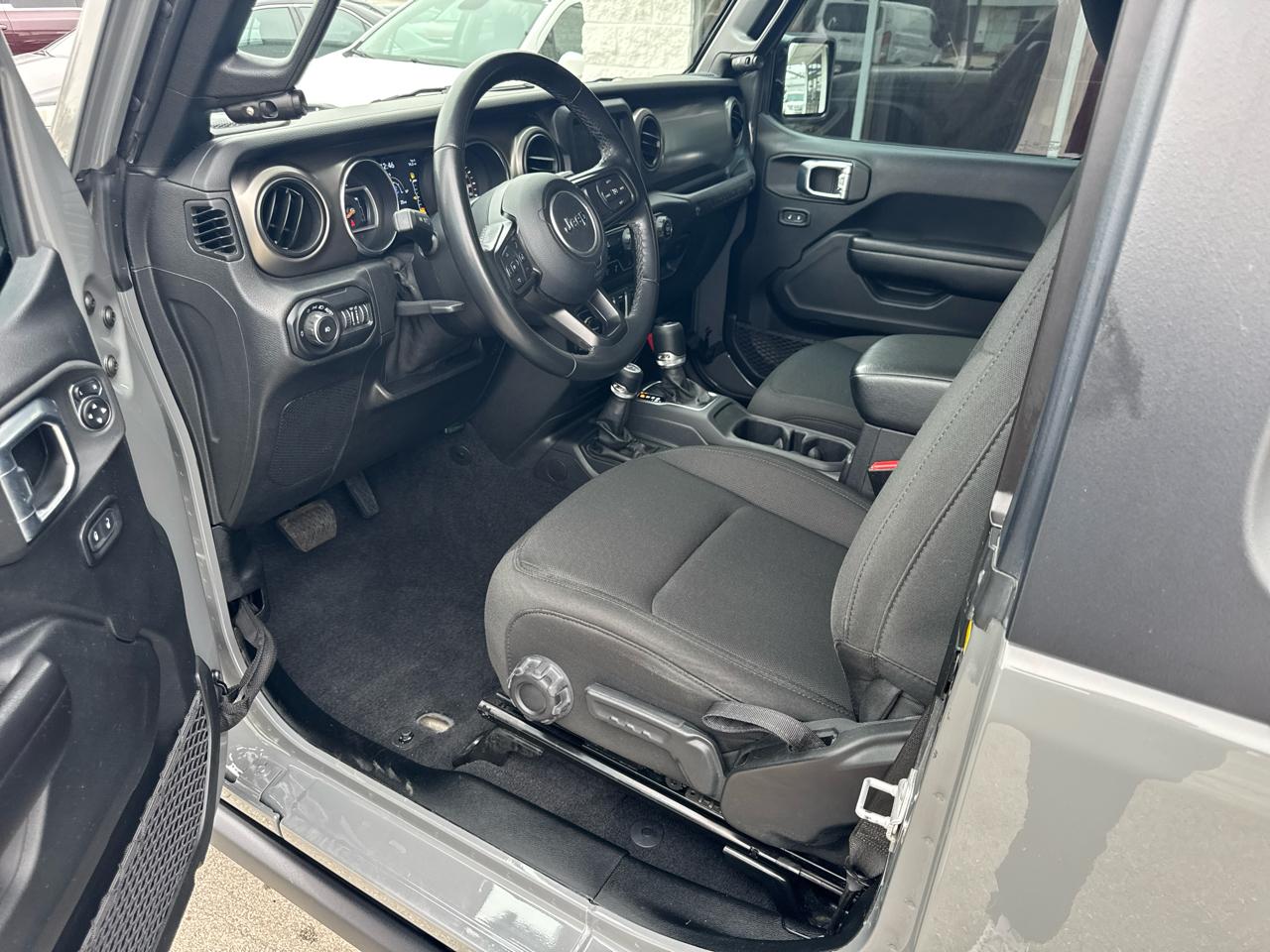 Jeep Wrangler Willys 2021