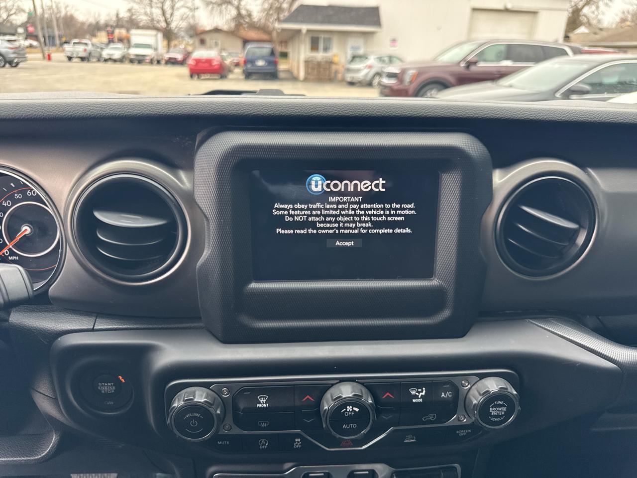 Jeep Wrangler Willys 2021