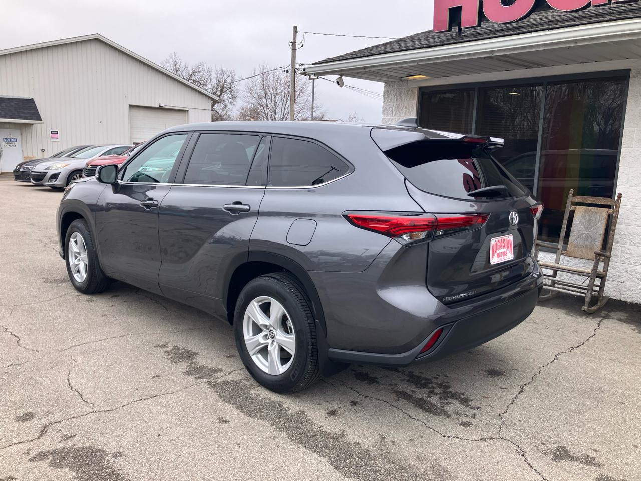 Toyota Highlander LE 2023