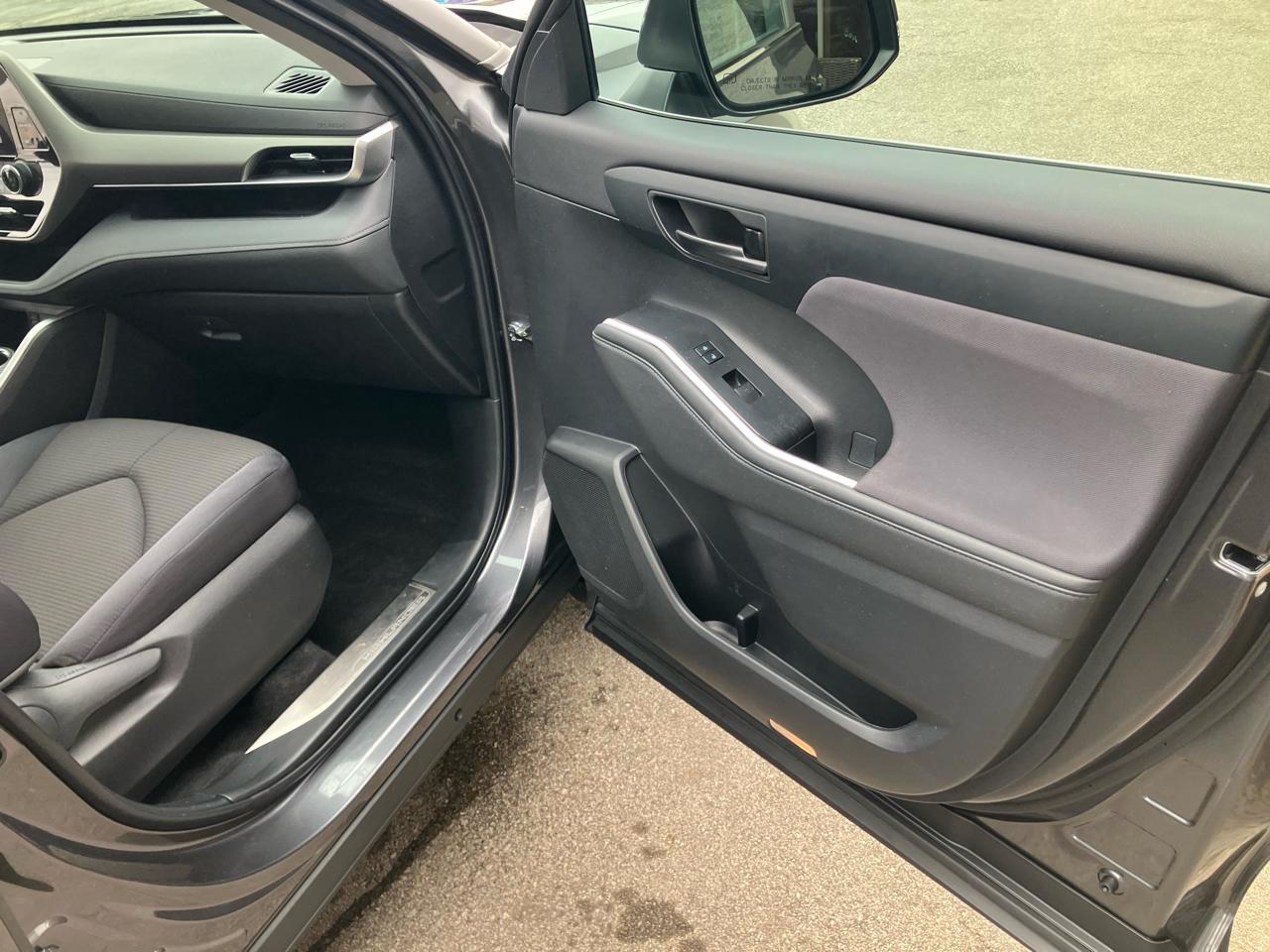 Toyota Highlander LE 2023