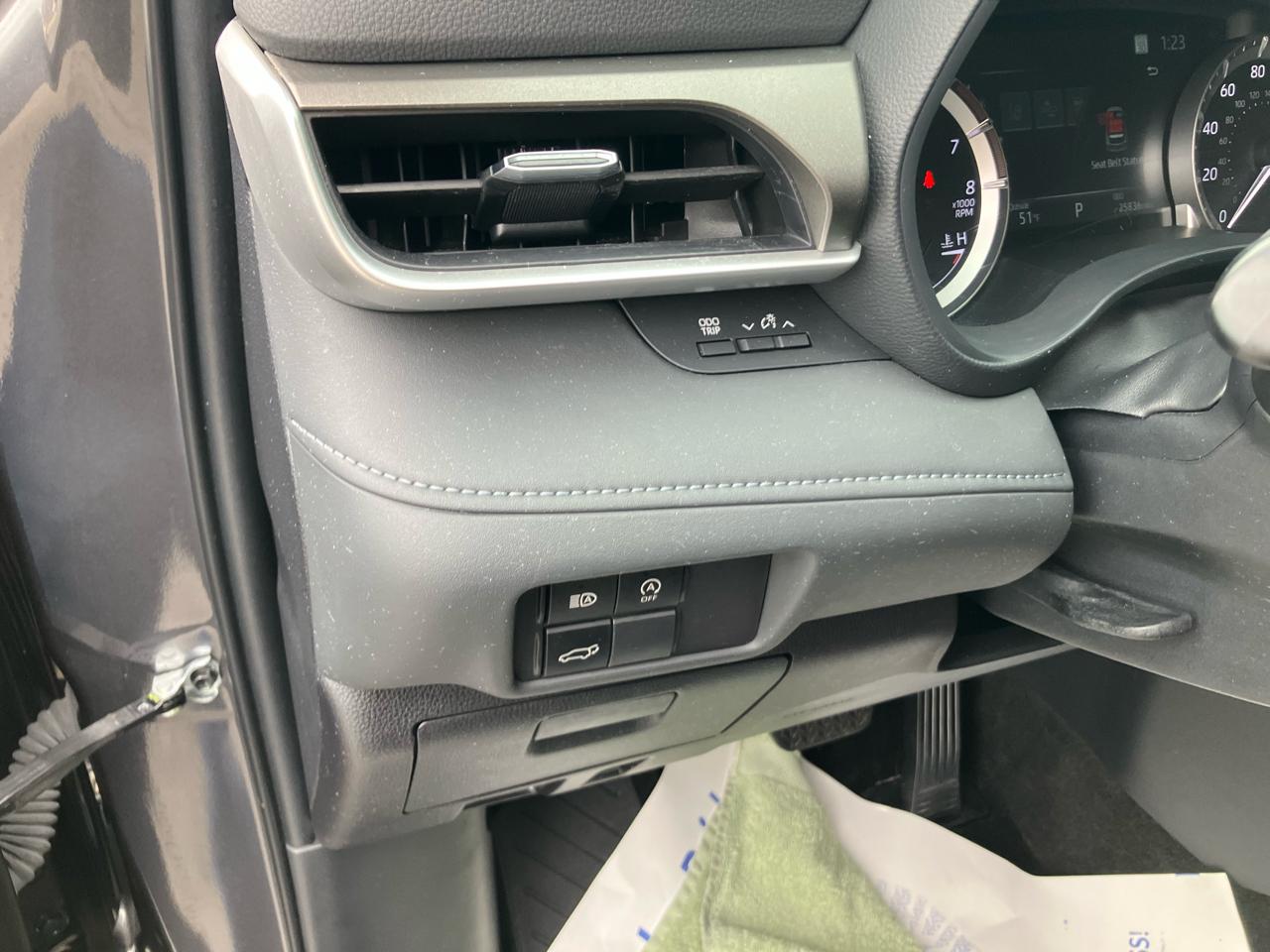 Toyota Highlander LE 2023