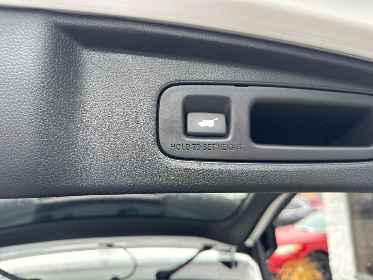 Honda CR-V Hybrid Sport-L AWD 2025