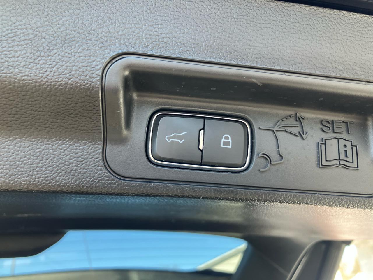 Ford Explorer ST AWD 2020