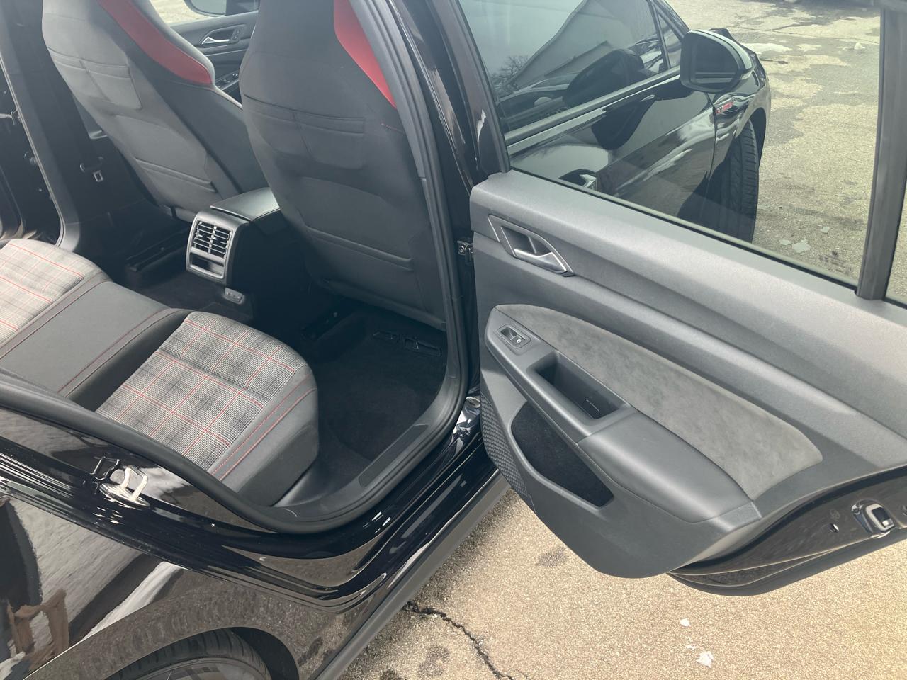 Volkswagen Golf GTI S 2024