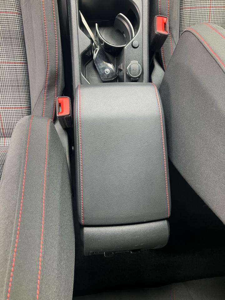 Volkswagen Golf GTI S 2024