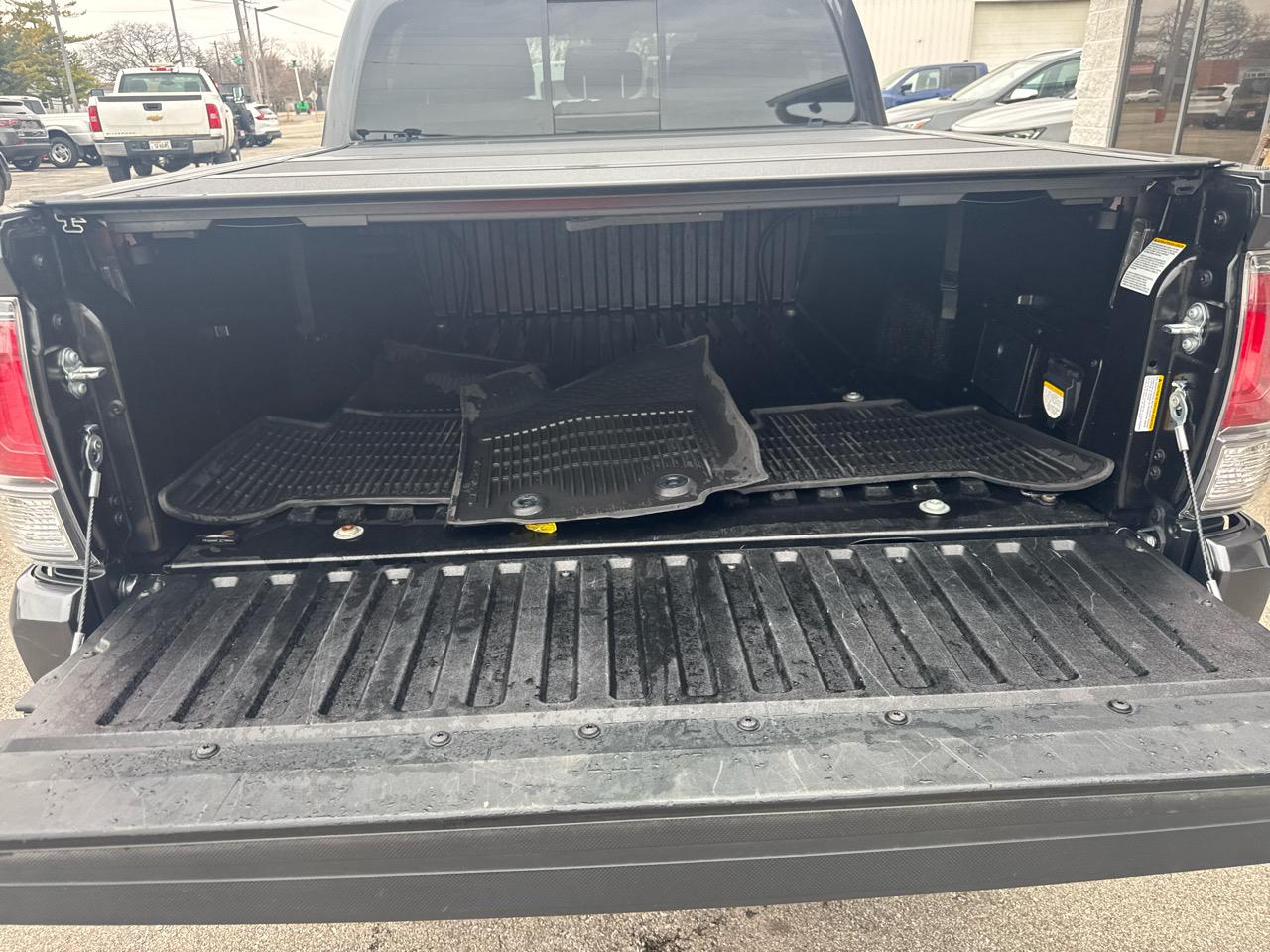 Toyota Tacoma TRD Sport Double Cab 6' Bed V6 4x4 AT (Natl) 2022