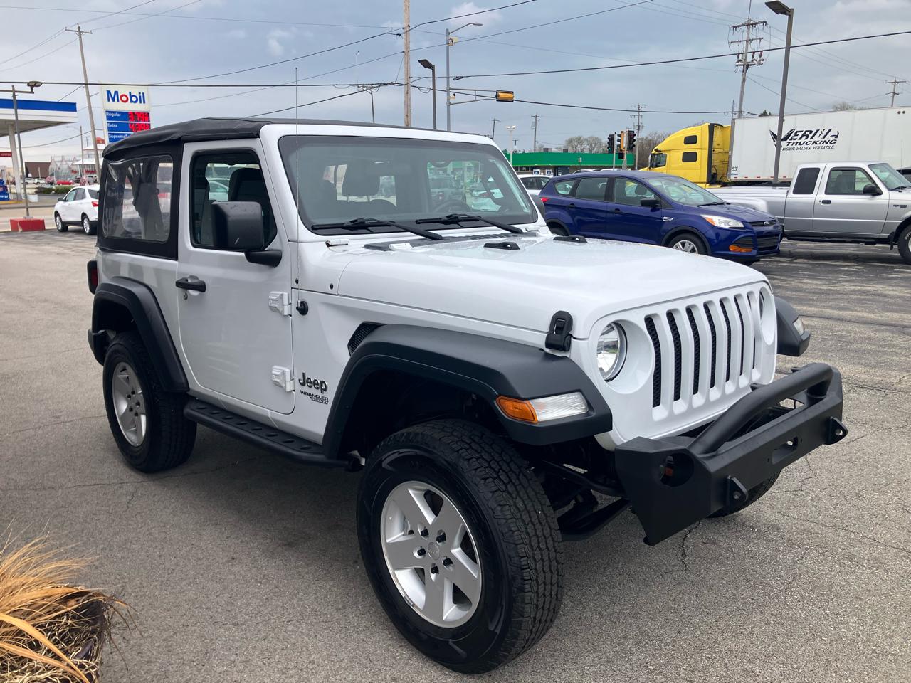 Jeep Wrangler Sport 4WD 2019