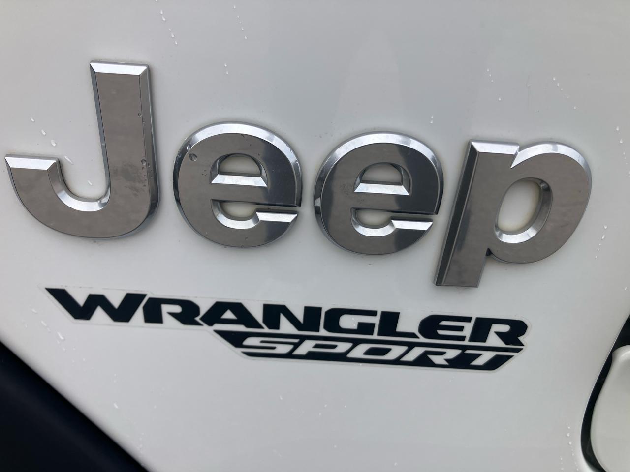 Jeep Wrangler Sport 4WD 2019